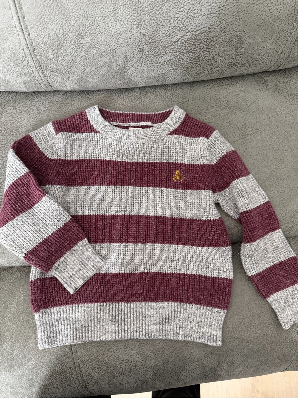 GAP Toddler Crewneck Sweater in Maroon and Heather Gray